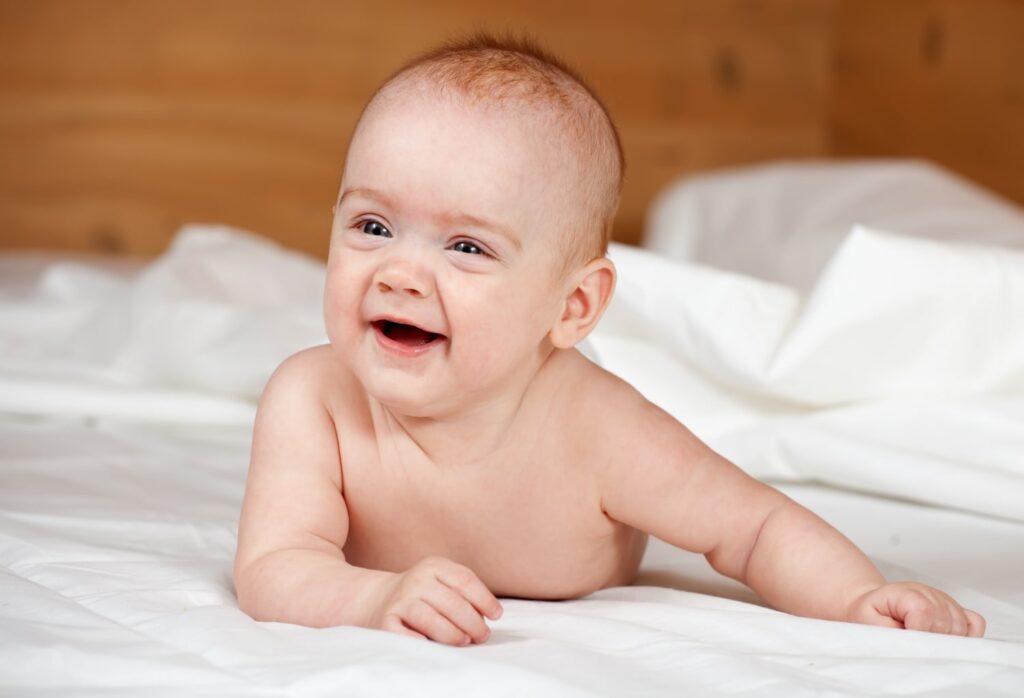 Your 2 Months Old Baby : From Cooing to First Smiles - The Beautiful Journey